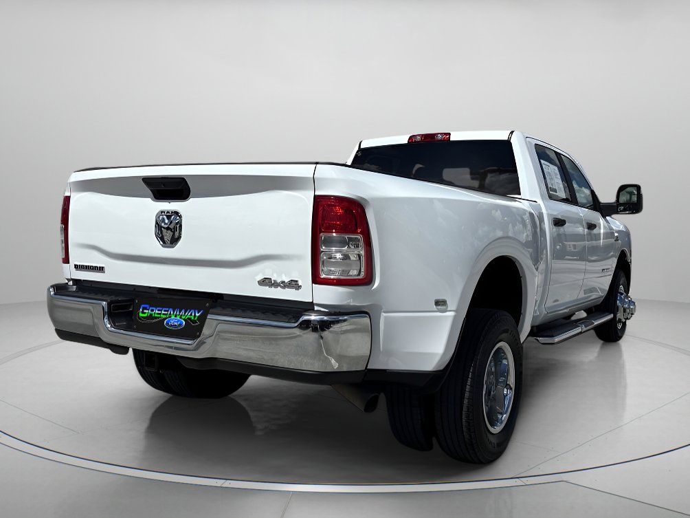 2024 Ram 3500 Big Horn photo 3