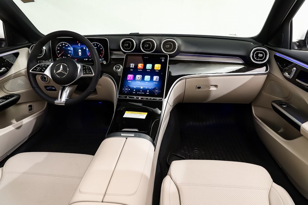 2025 Mercedes Benz C 300 4MATIC photo 8