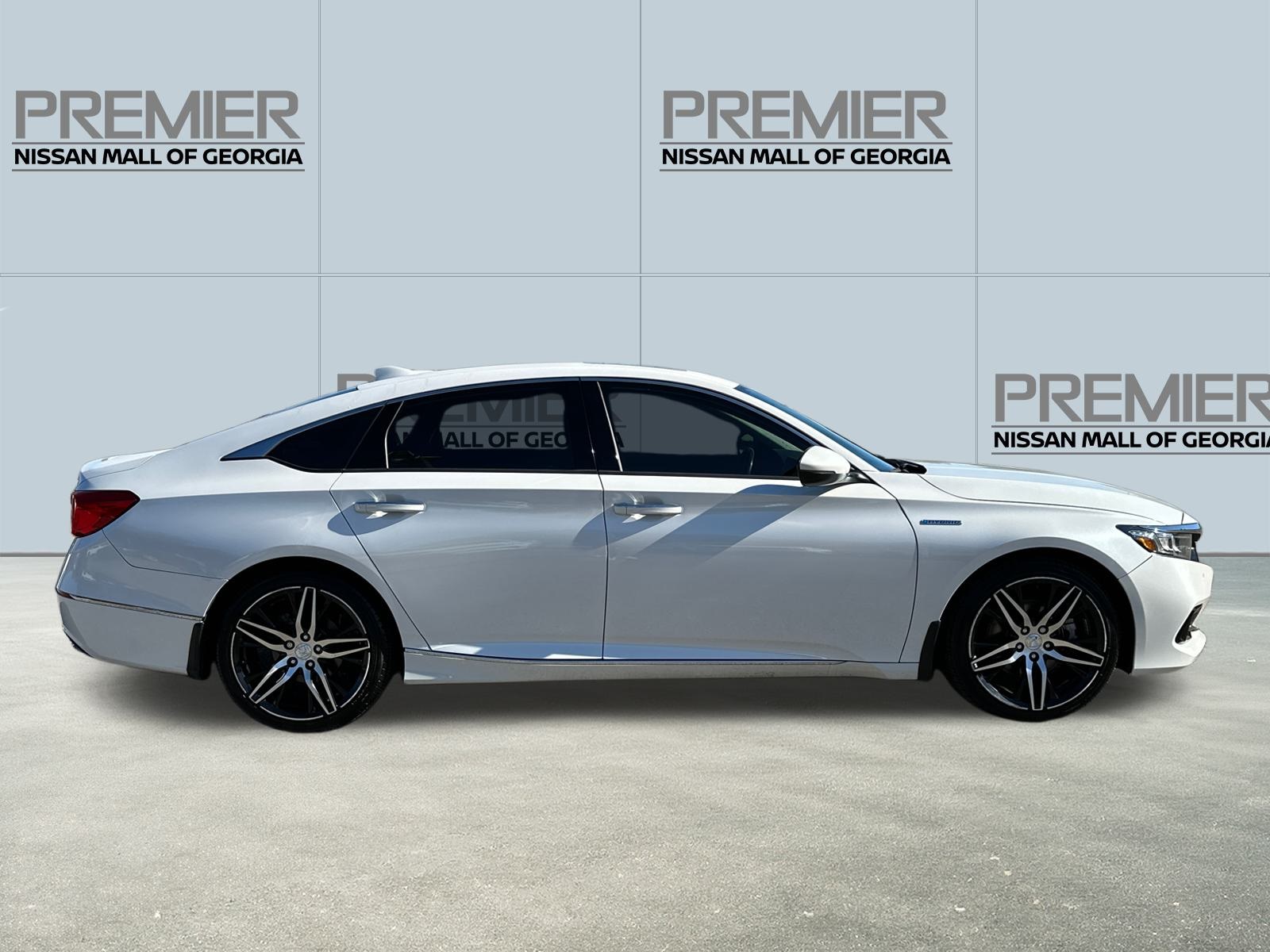 2022 Honda Accord Hybrid Touring photo 4