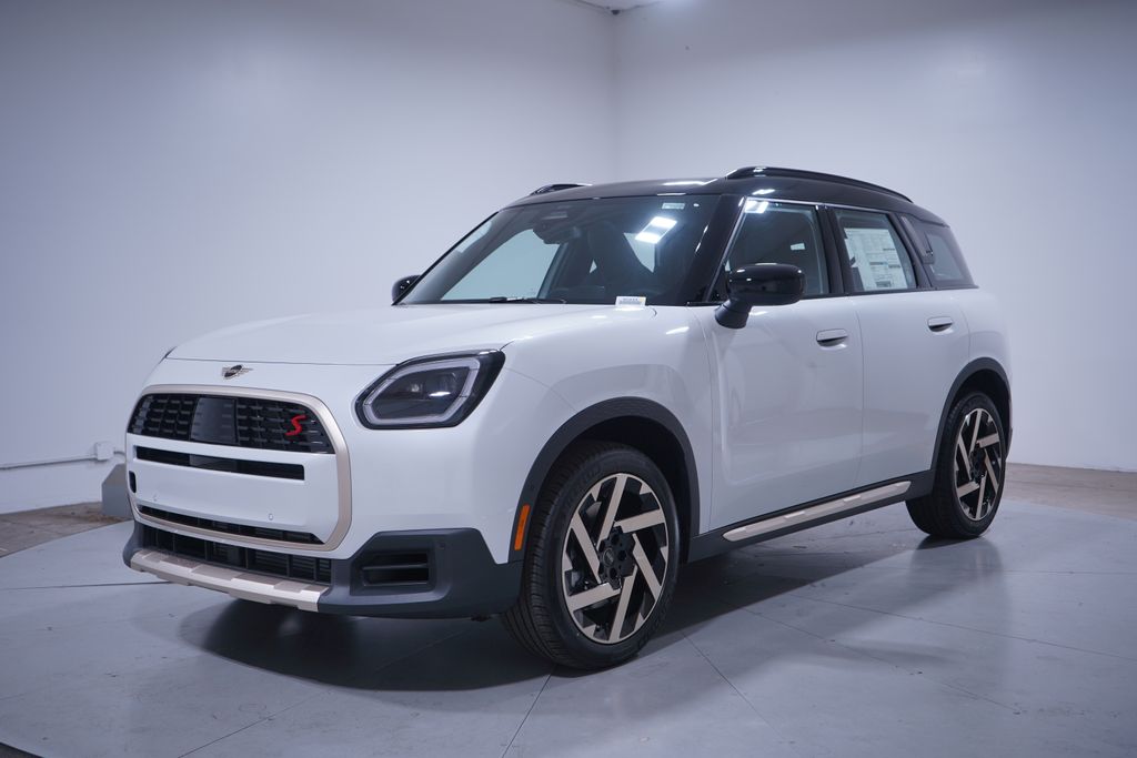 2026 MINI Countryman S's photo