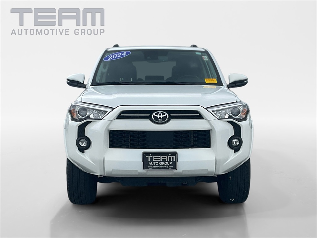 2024 Toyota 4Runner SR5 Premium photo 2
