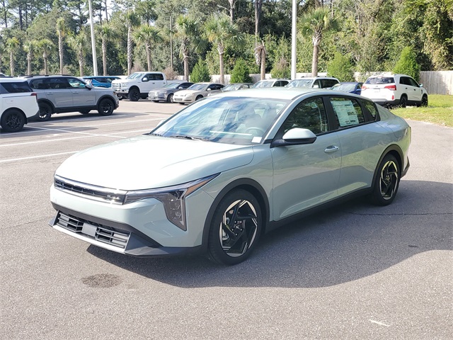 2025 Kia K4 EX photo 3
