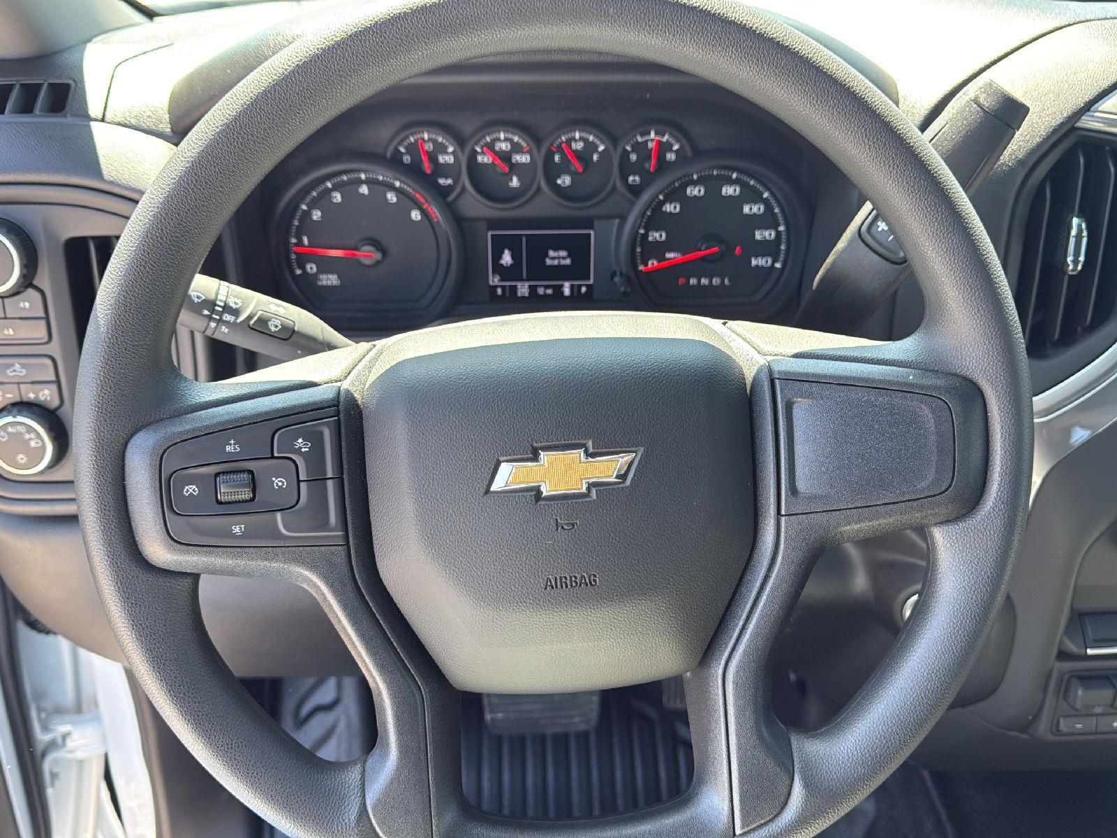 2025 Chevrolet Silverado 3500HD photo 14