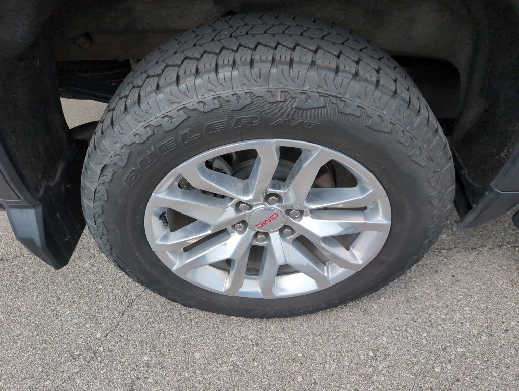 2021 Gmc Sierra 1500 SLT photo 6