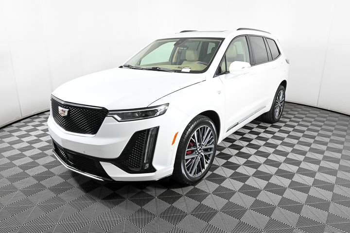 2025 Cadillac XT6 Sport photo 3