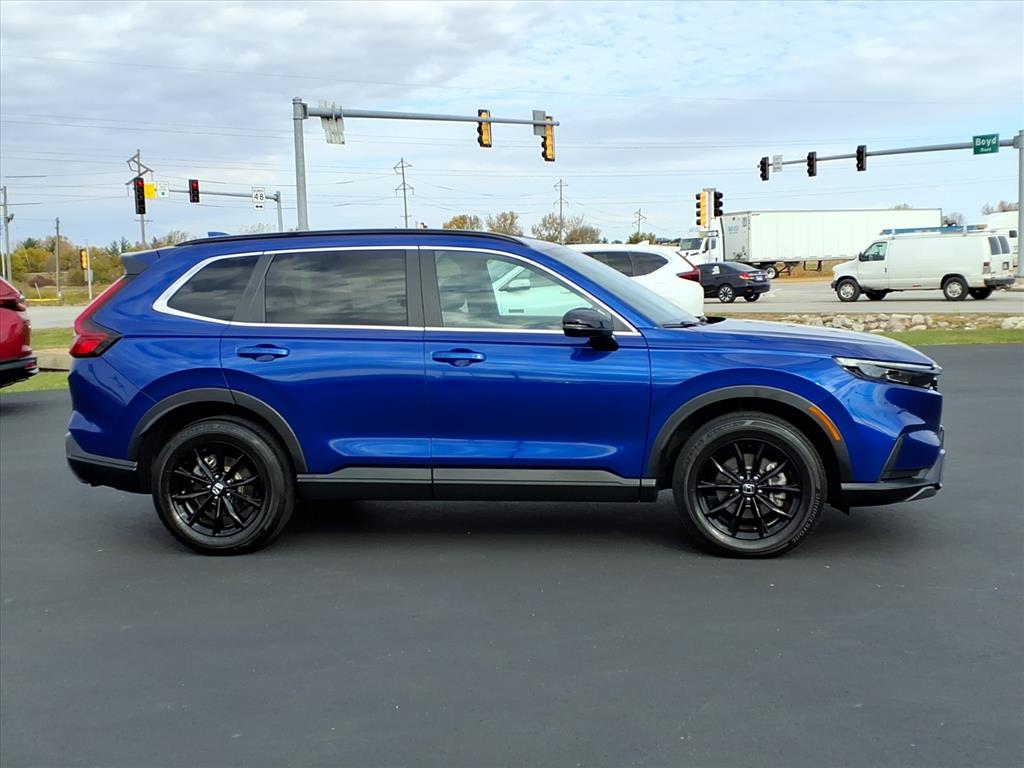 2023 Honda CR-V Hybrid Sport photo 2