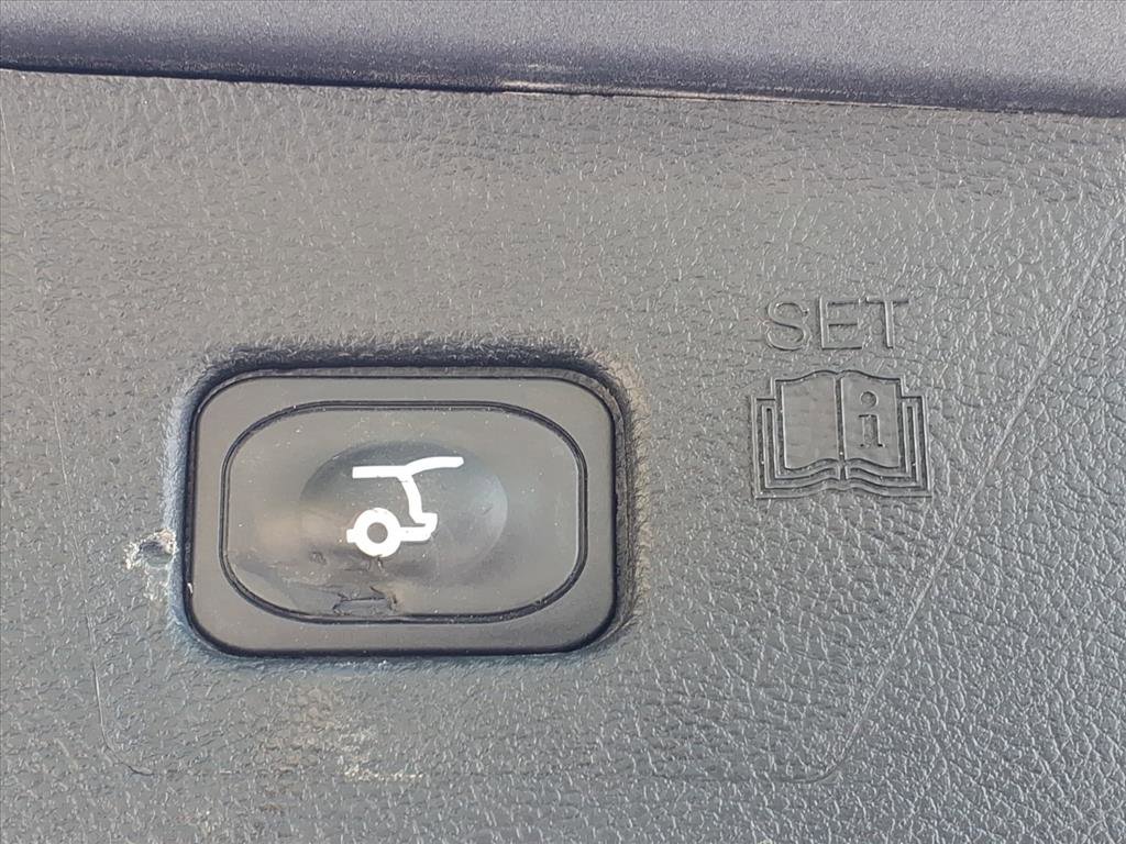 2024 Ford Edge Titanium photo 24