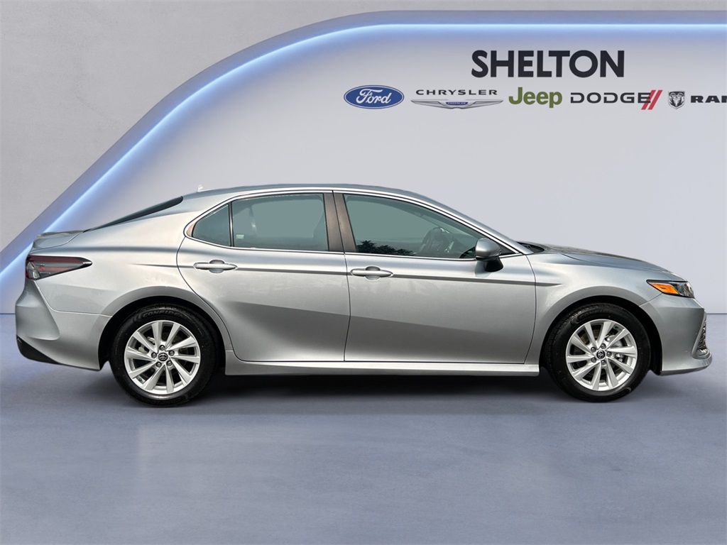 2024 Toyota Camry LE photo 6