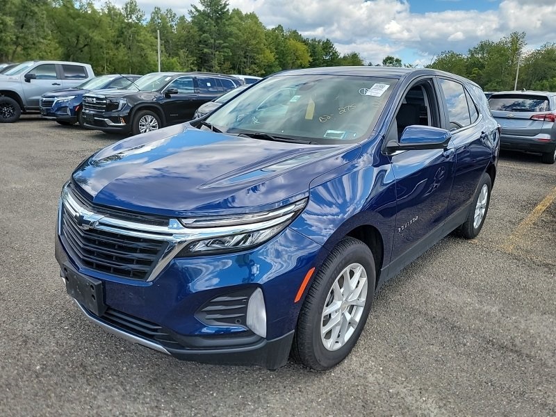 2022 Chevrolet Equinox LT photo 3