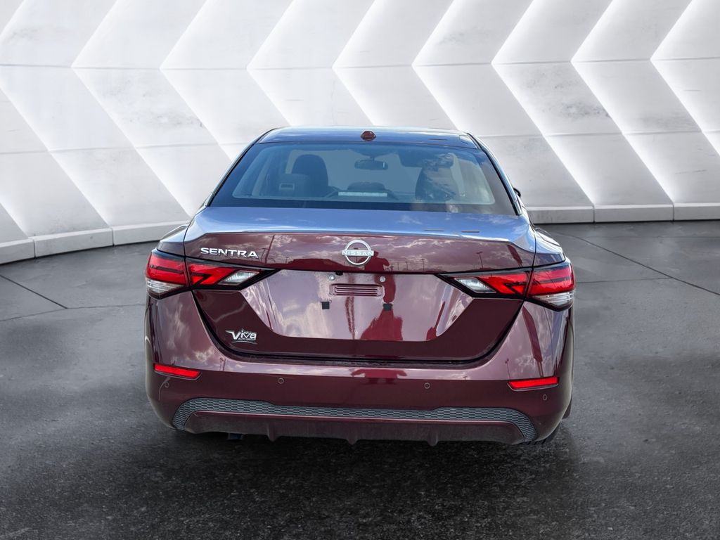 2025 Nissan Sentra SV photo 4