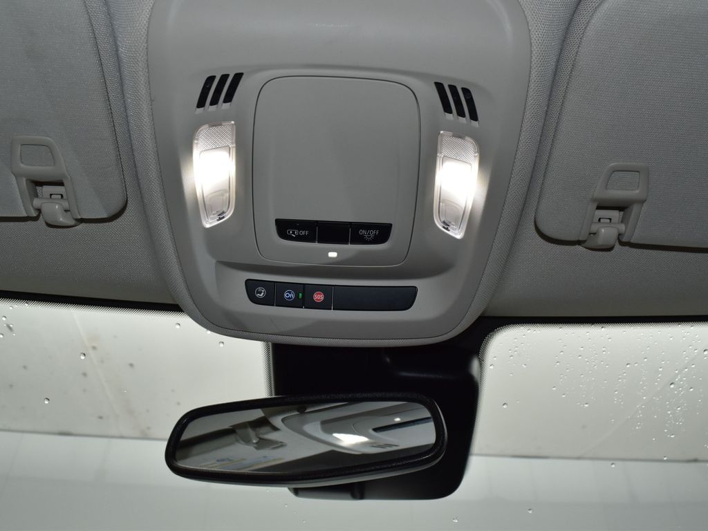 2023 Buick Envision Essence photo 13
