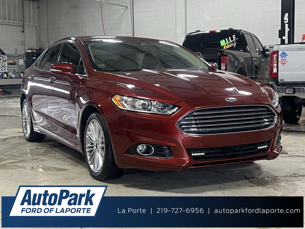 2014 Ford Fusion SE's photo