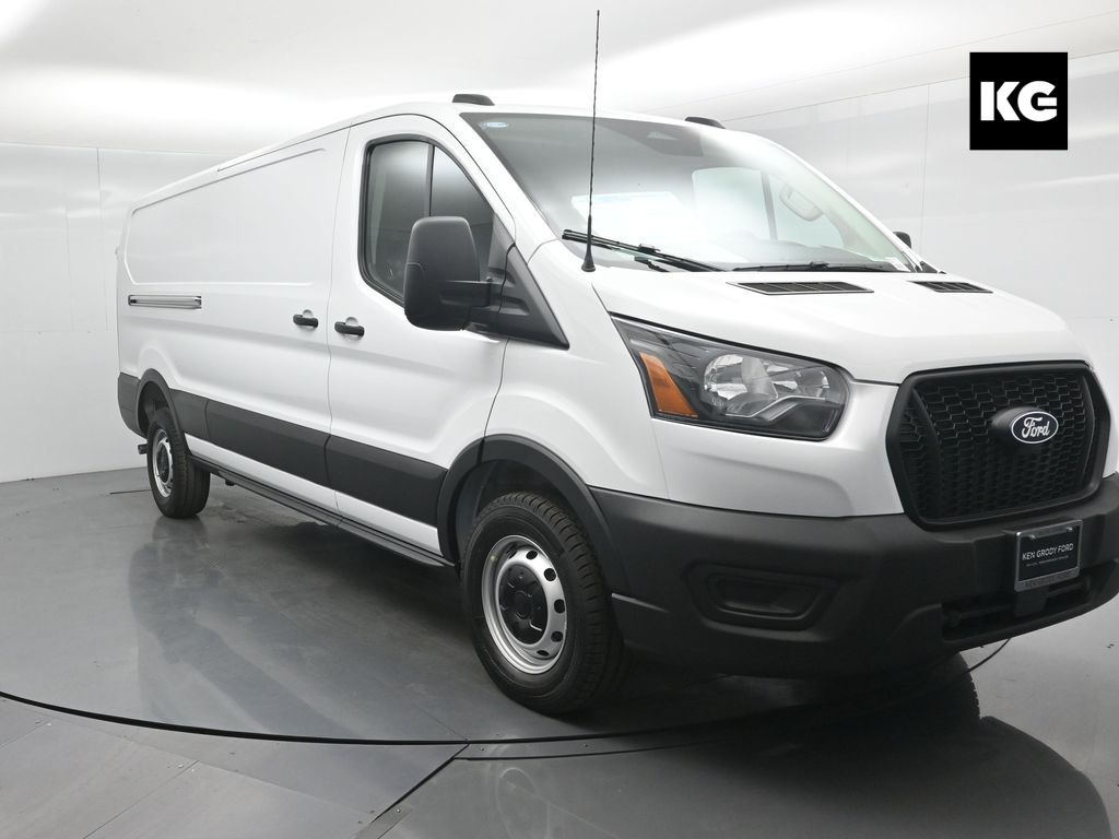 2026 Ford Transit Van Base's photo