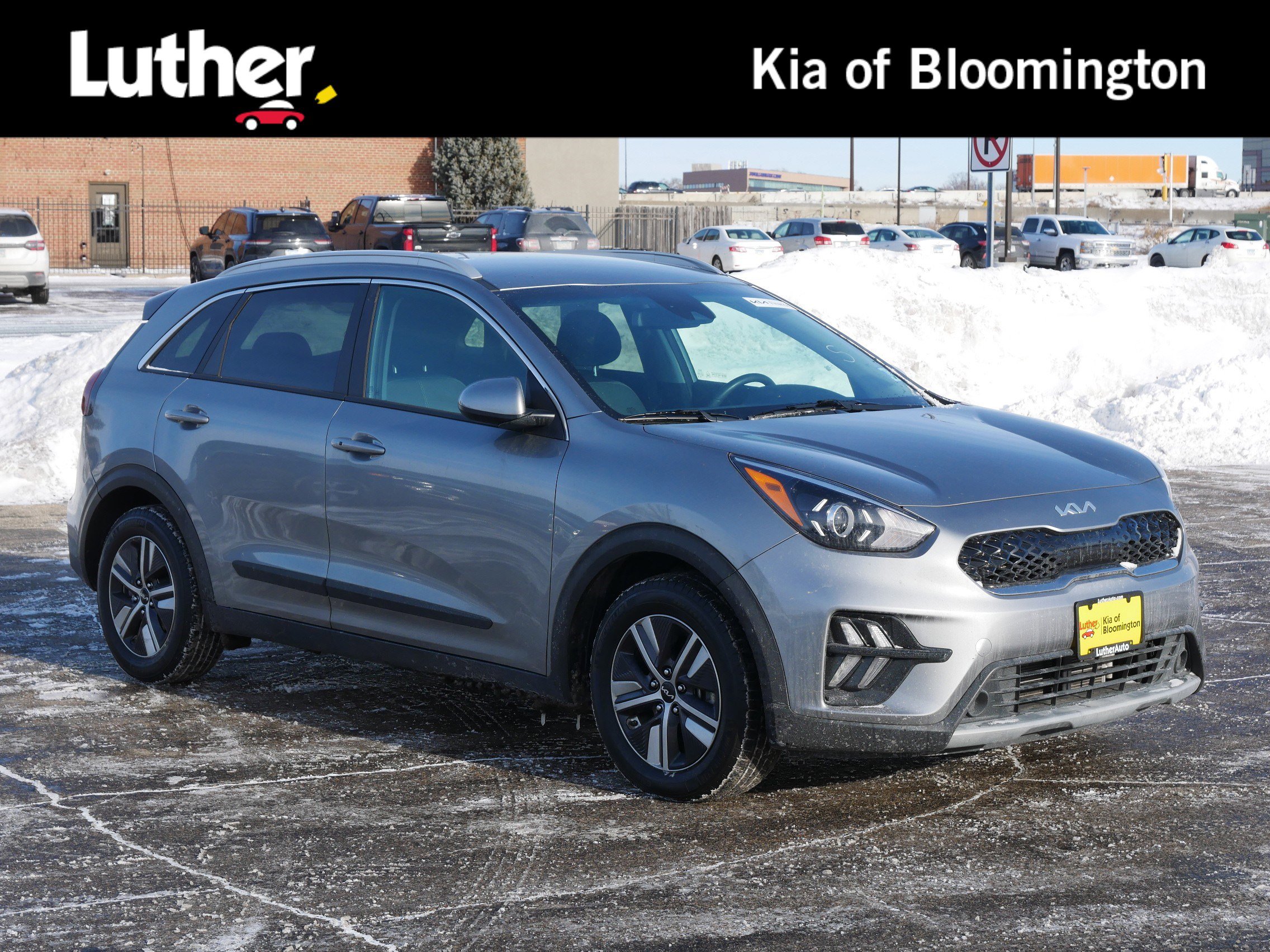 2022 Kia Niro LXS's photo