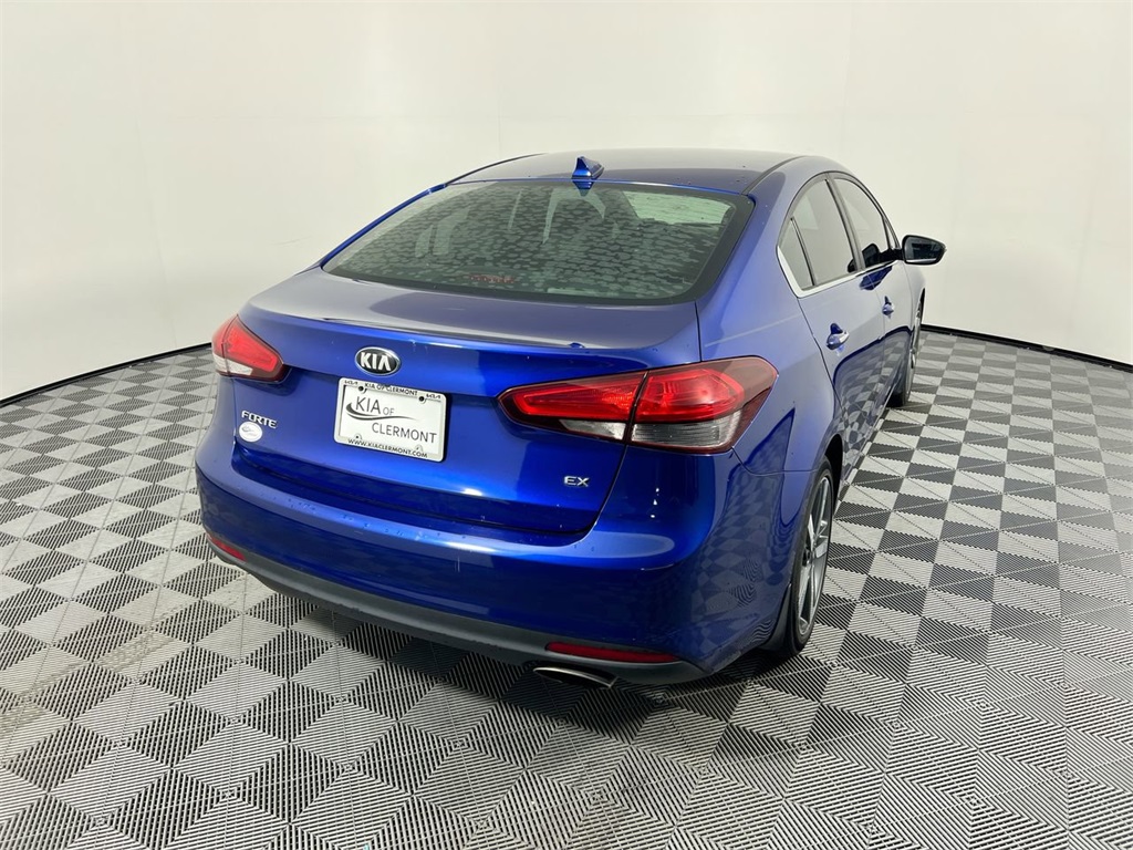 2017 Kia Forte EX photo 3