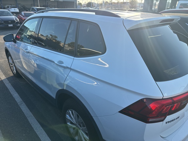 2018 Volkswagen Tiguan S photo 4