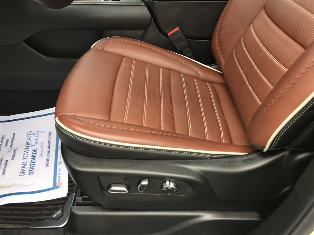 2024 Gmc Yukon Denali Ultimate photo 12