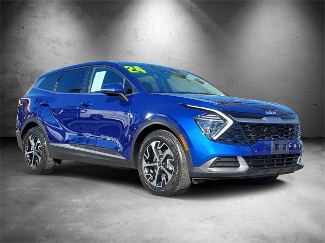 2024 Kia Sportage EX photo 2