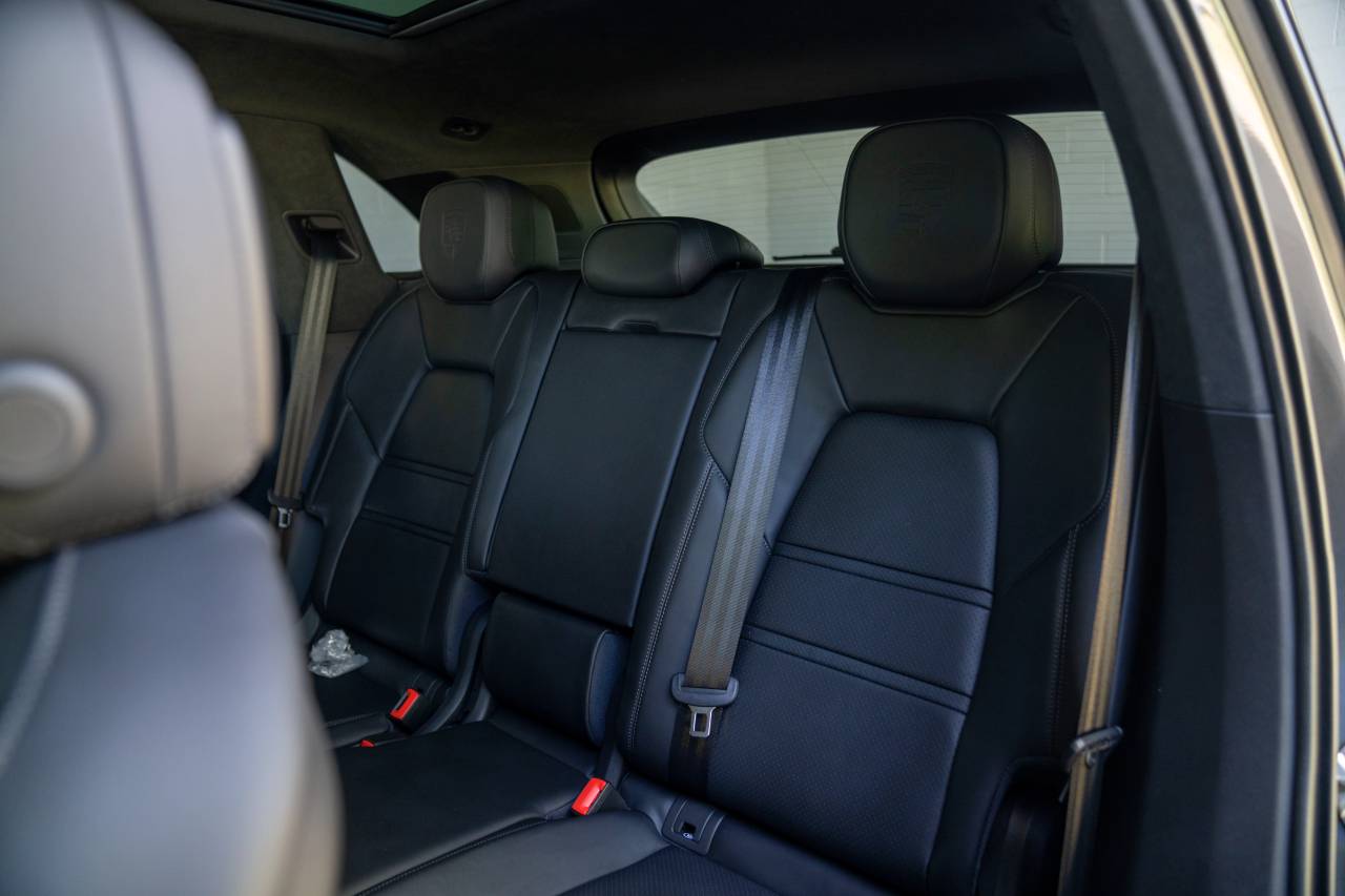 2025 Porsche Cayenne GTS photo 29