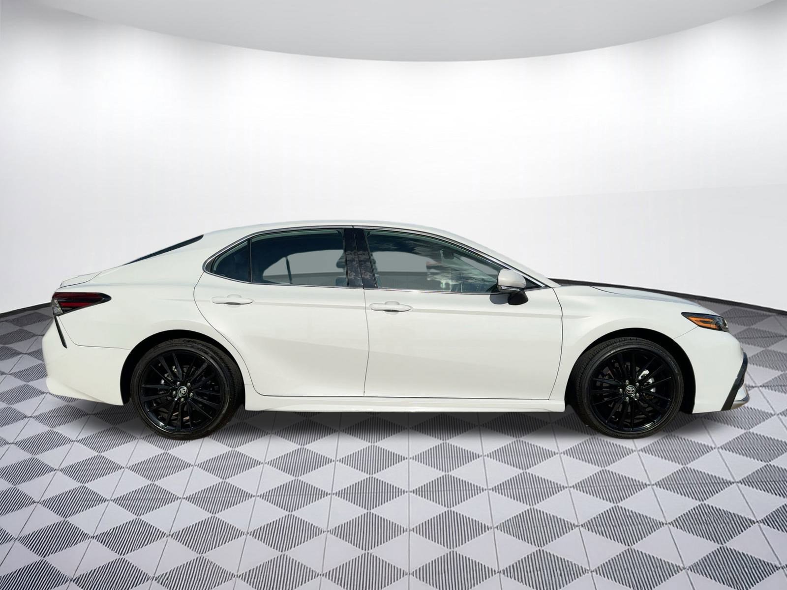 2024 Toyota Camry XSE photo 7