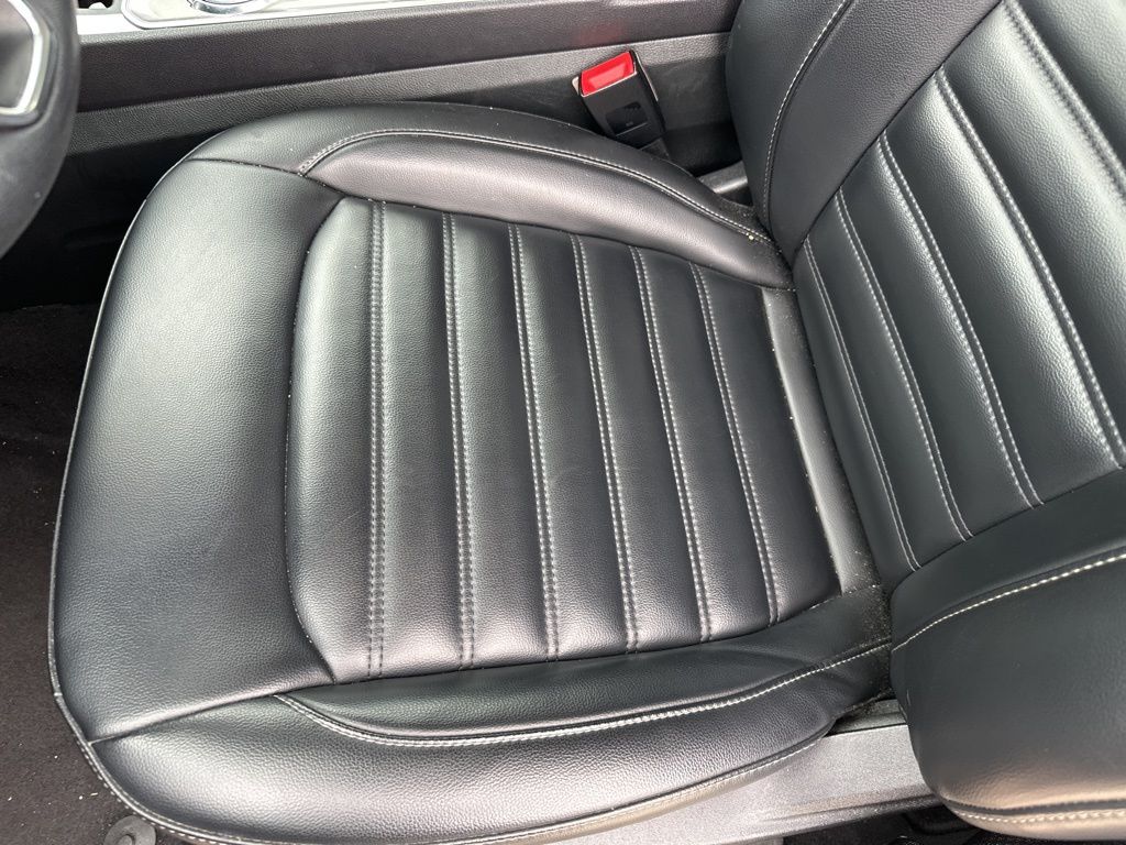 2024 Ford Edge SEL photo 4