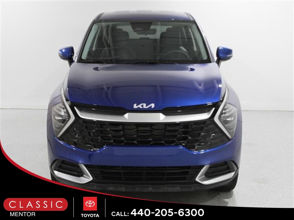 2024 Kia Sportage EX photo 2