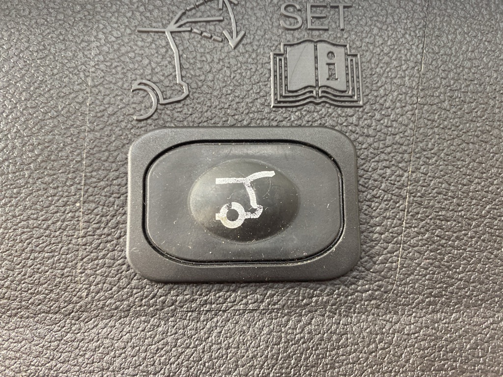 2018 Ford Escape SEL photo 8
