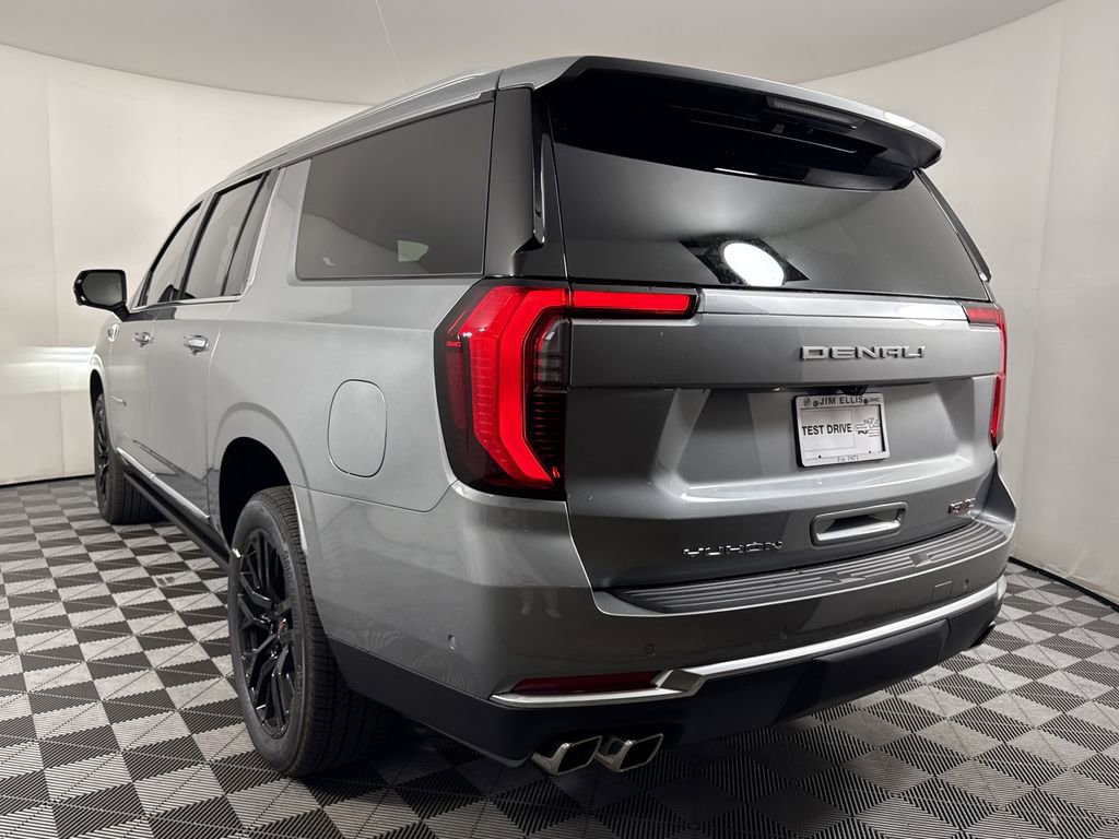 2025 Gmc Yukon XL Denali photo 3