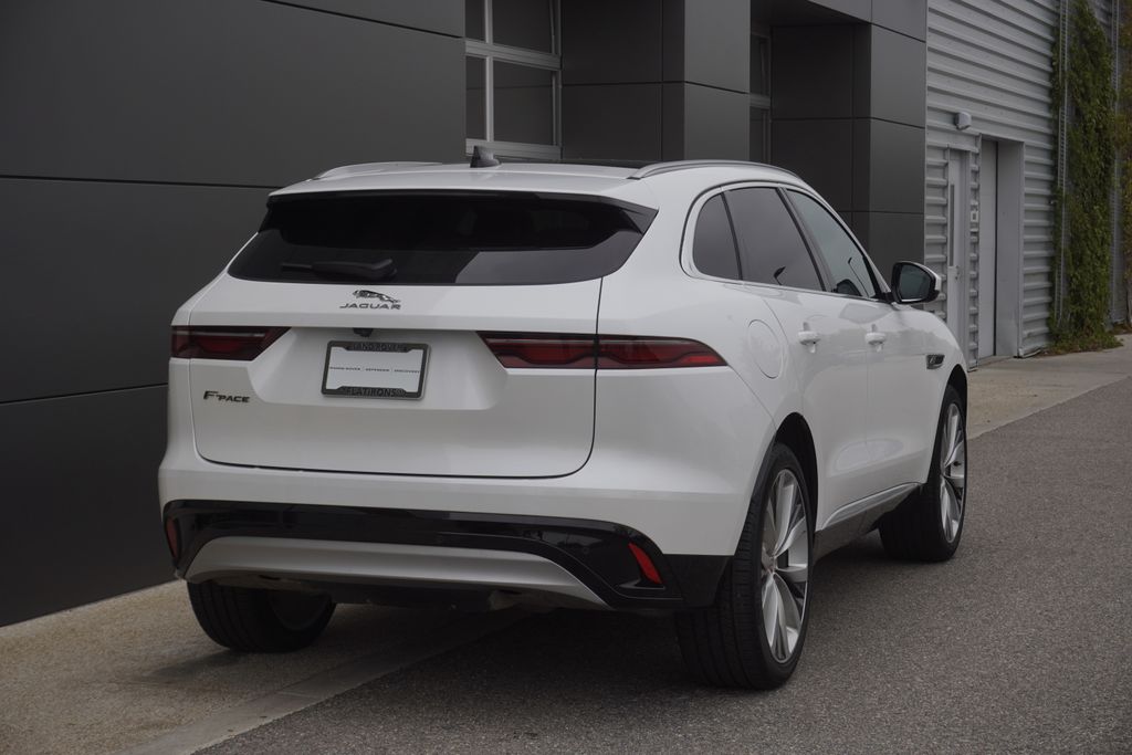 2023 Jaguar F-PACE P250 S photo 2