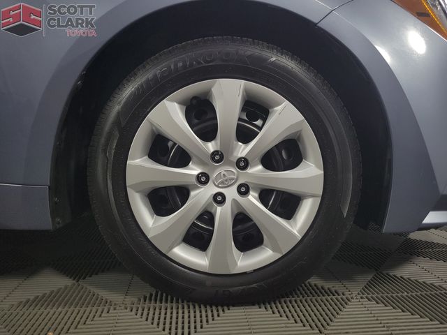 2024 Toyota Corolla LE photo 9