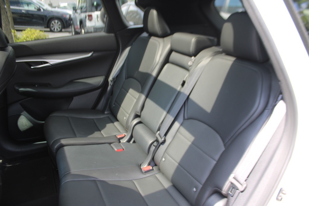 2022 Infiniti QX50 Luxe AWD photo 27