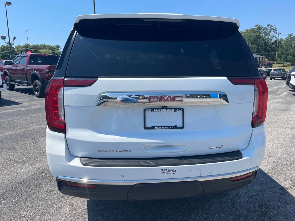 2023 Gmc Yukon XL SLT photo 3