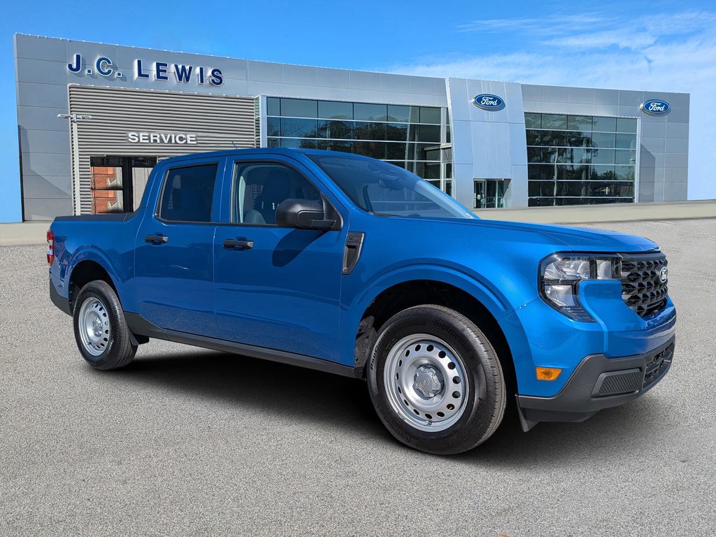 2025 Ford Maverick XL's photo