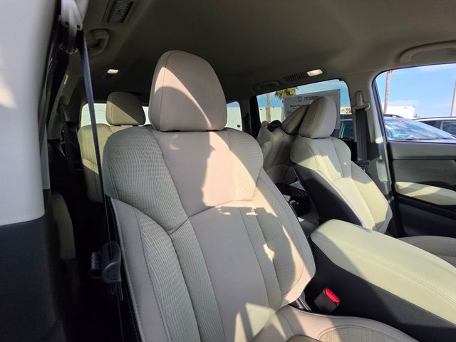 2025 Subaru Ascent Premium photo 10