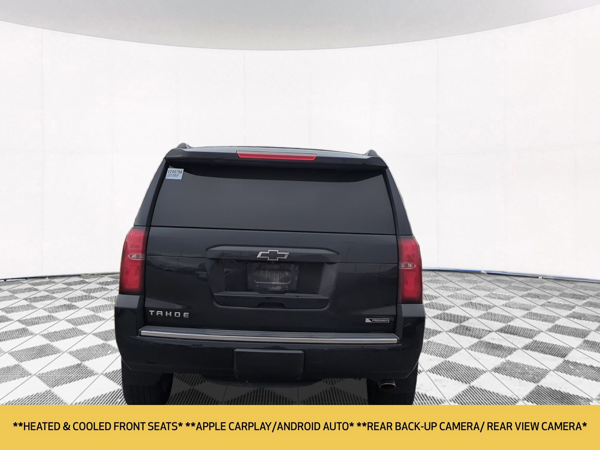 2018 Chevrolet Tahoe Premier photo 3