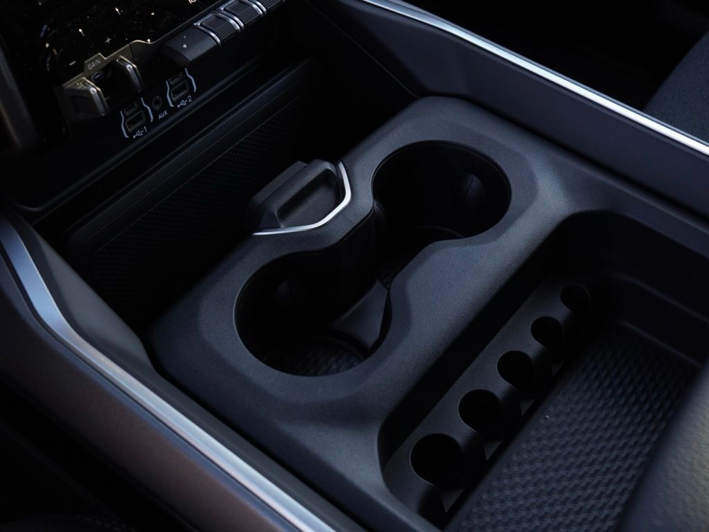 New 2026 Ceramic Gray Clear-Coat Exterior Paint RAM Big Horn image 16