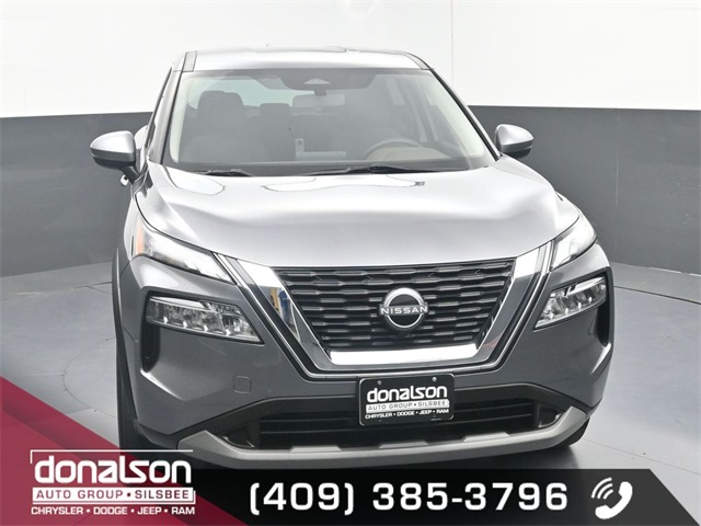 2023 Nissan Rogue SV photo 2