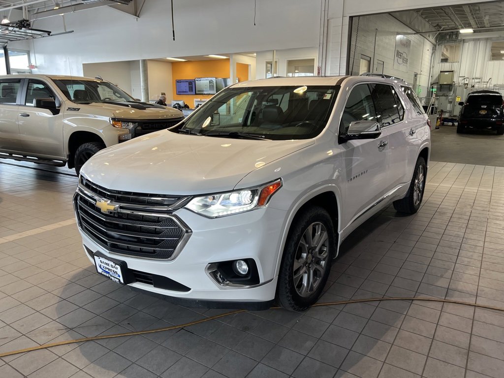 2020 Chevrolet Traverse Premier photo 3