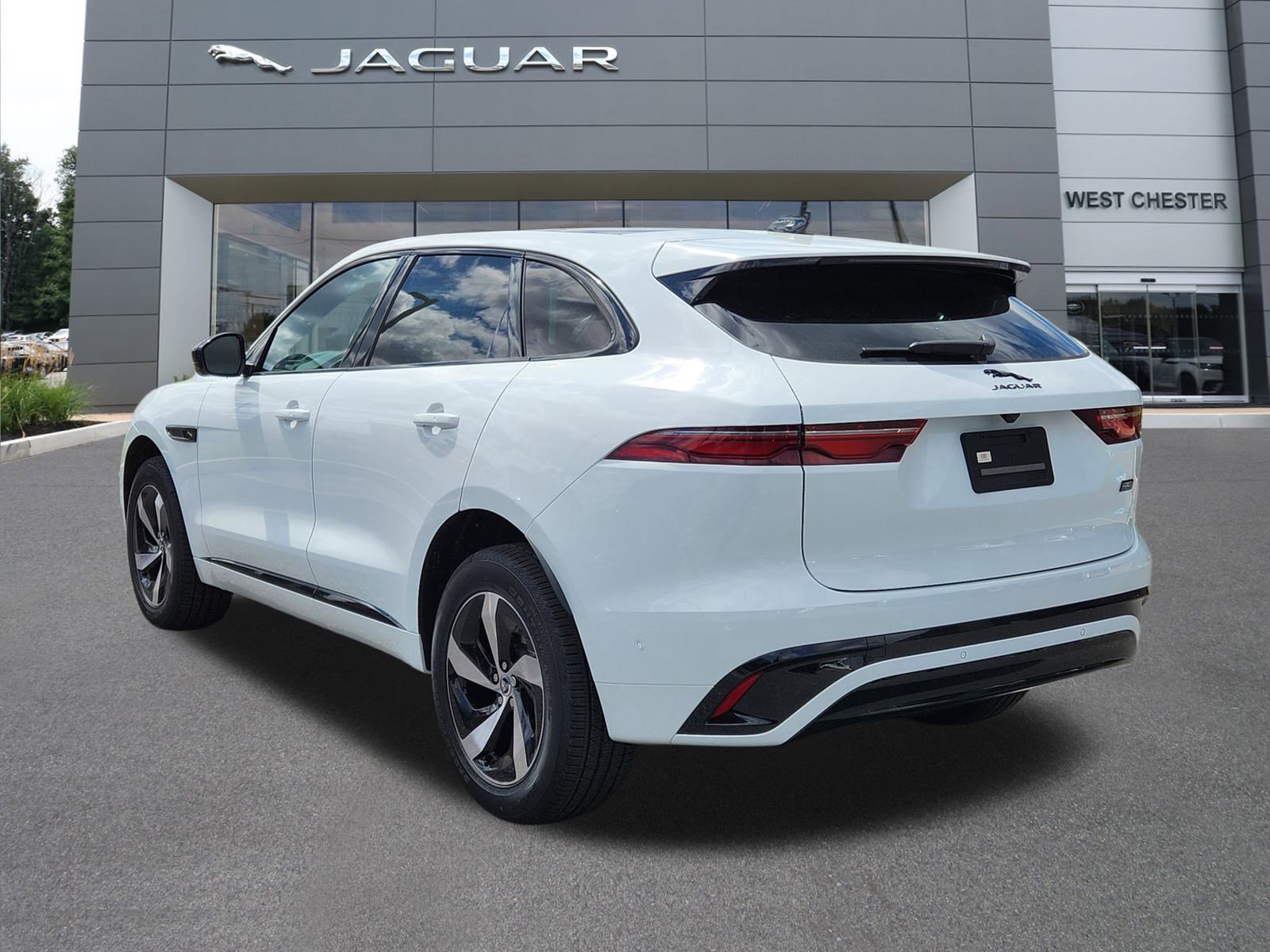 2026 Jaguar F-PACE P250 R-Dynamic S photo 3