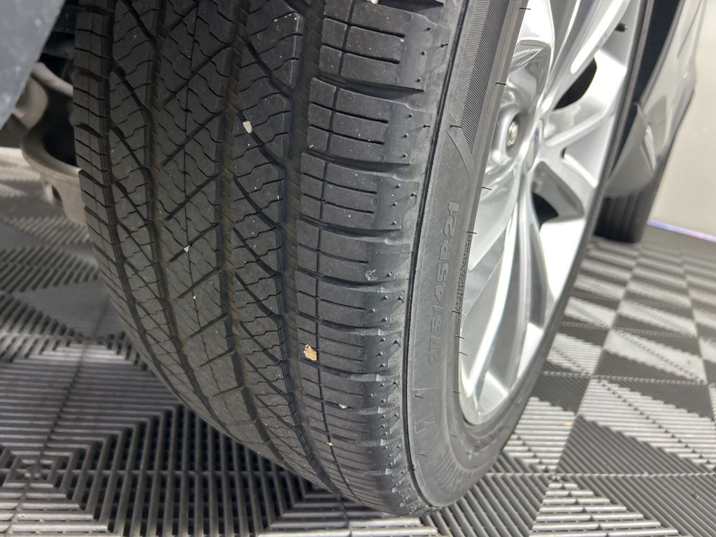 2021 Ford Explorer Platinum photo 4