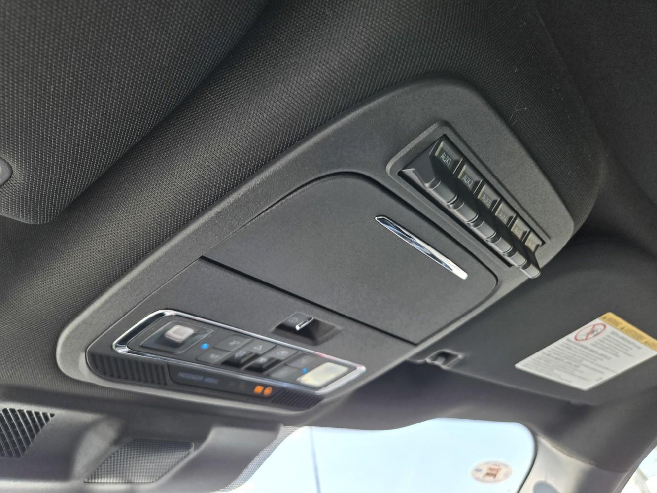 2026 Ford F-350 Platinum photo 10