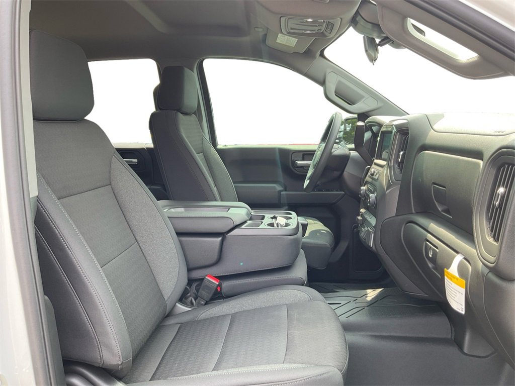 2025 Chevrolet Silverado 1500 Custom photo 23