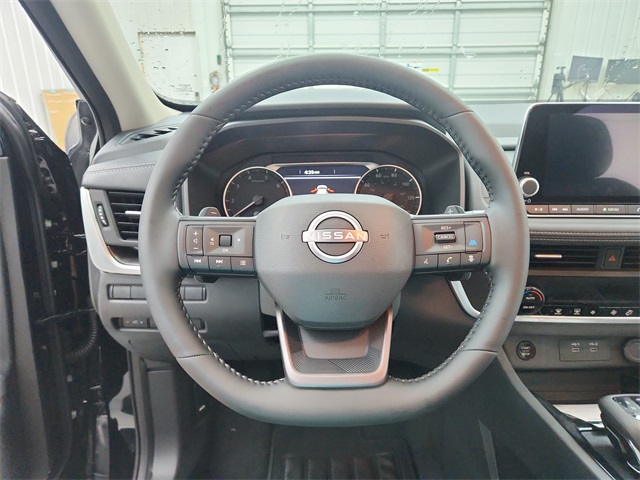 2025 Nissan Rogue SV photo 20