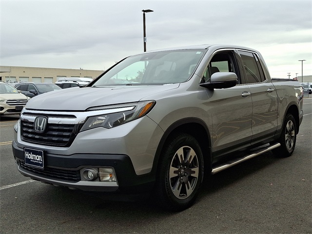 2017 Honda Ridgeline RTL-E photo 4
