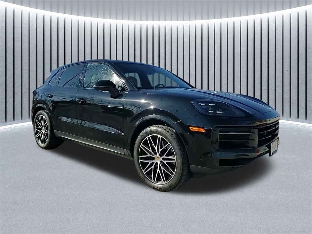 2024 Porsche Cayenne Base