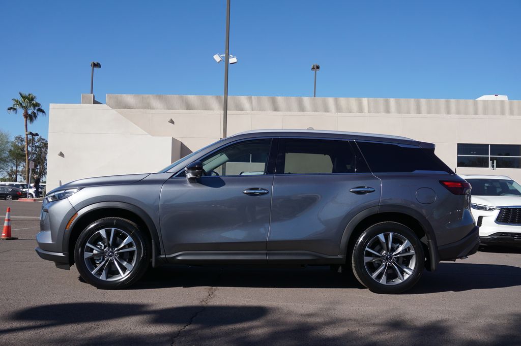 2025 Infiniti QX60 Luxe photo 2