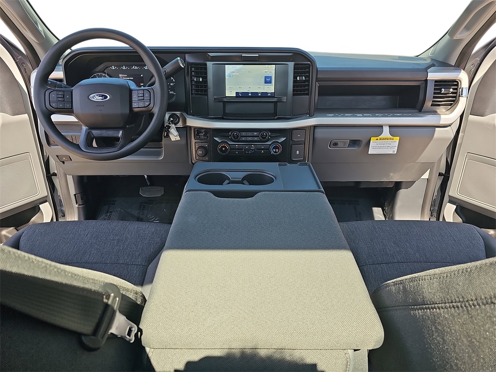 2025 Ford F-350 XL photo 9