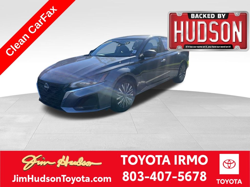 2024 Nissan Altima SV