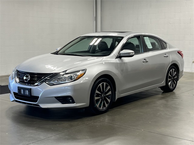 2016 Nissan Altima 2.5 SL photo 2