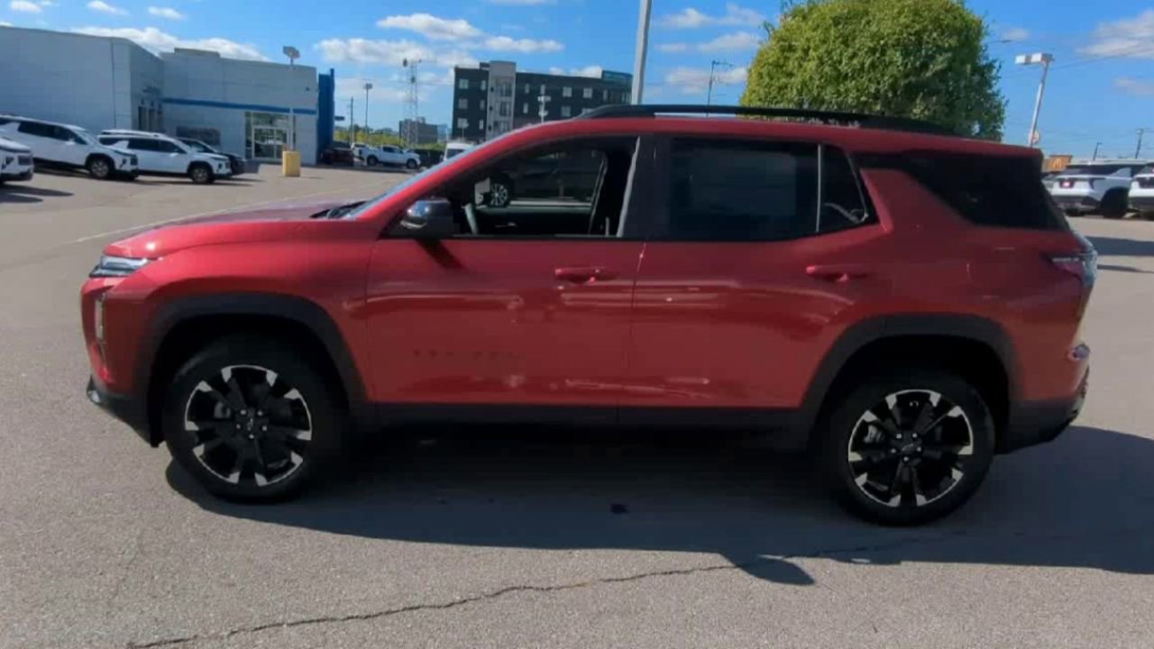 2026 Chevrolet Equinox RS photo 4